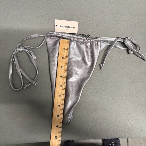 superdown Women's Silver Danae Tie Side Bikini Bottoms M‎ - Picture 10 of 12
